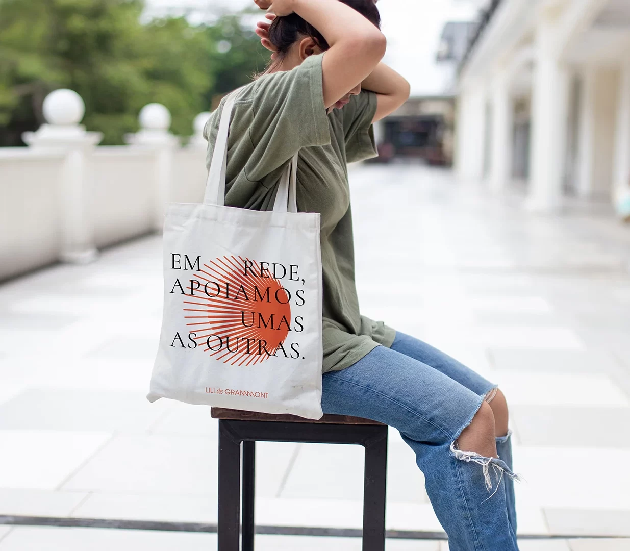 mediamodifier-pIWp-tFT0zA-unsplash